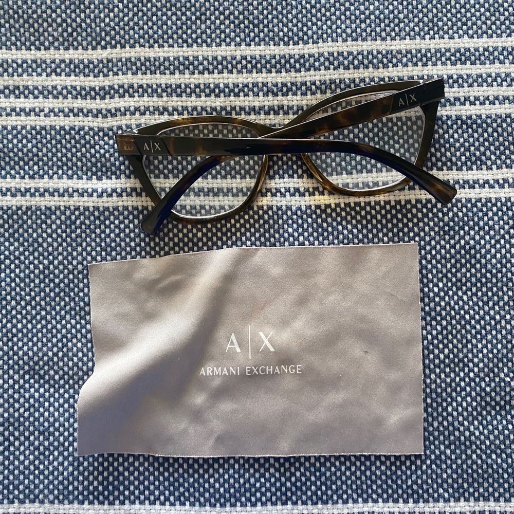 Frames - Armani - image 4